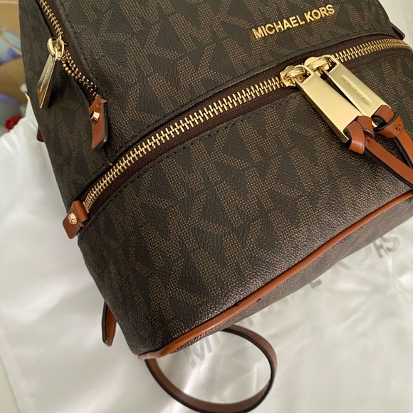 Michael Kors Rhea Medium Backpack - Picture 5 of 10